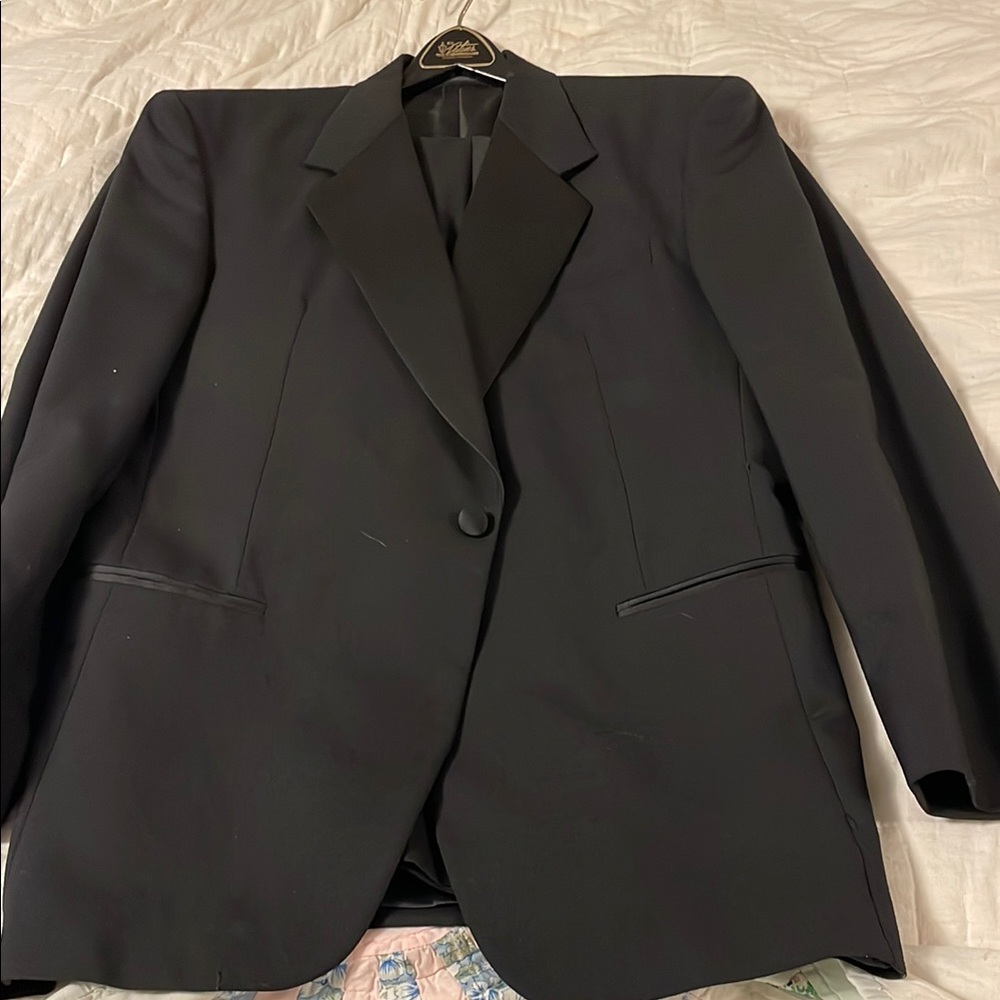 Black Tuxedo with Notched Lapels and Wool-Blend Fabric